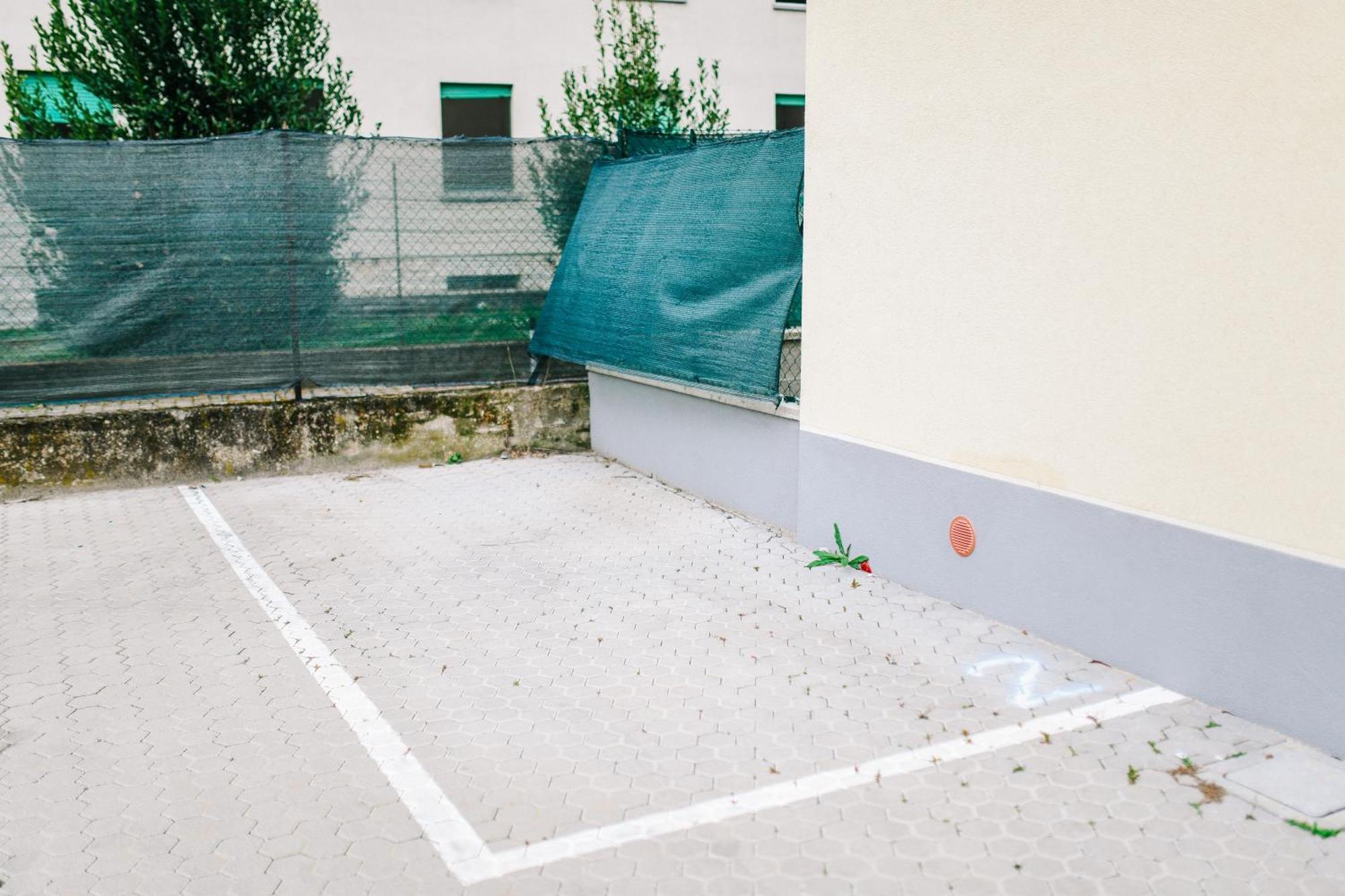 Lora Rose Suite ,Free Parking, Self Check In,2 Côme Esterno foto